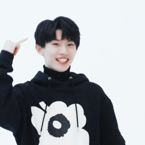 马嘉祺图源微博 不妥删