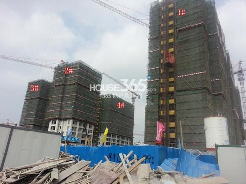 中国铁建国际花园1-4号楼施工现场实景图 (2014.6.10摄)