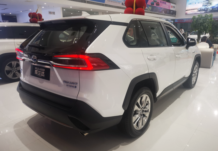 两种动力,三种四驱12款车型,丰田威兰达到底该买哪款?