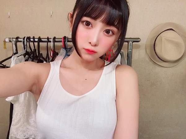 日本呆萌美女主播福利美照 胸有大"痣",清纯可爱爆表