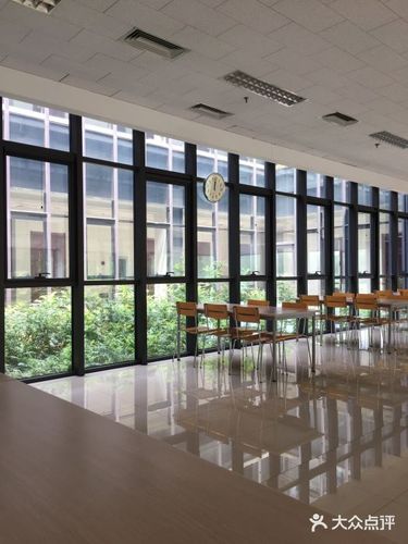 海河教育园区图书馆图片