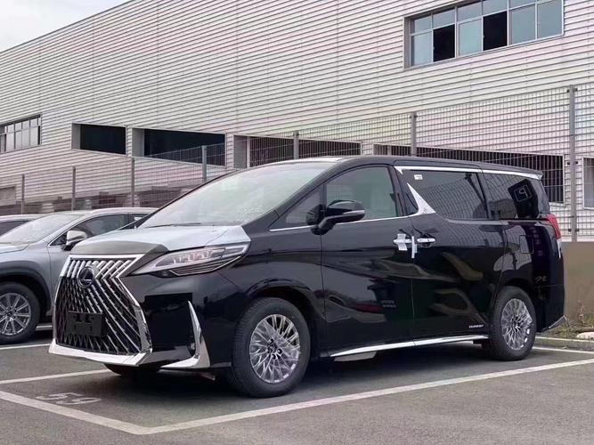 雷克萨斯商务lm300现车 加多少钱