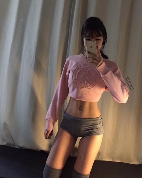 发布的 instagram 照片 · 2017-01-21,11:14 utc : 观看 @miyeonjj