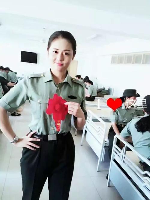 访中国人民解放军三军仪仗队退伍女兵宫俊