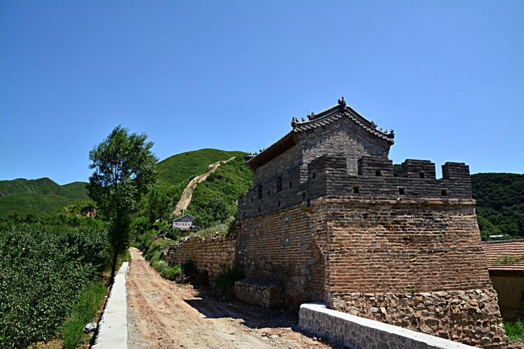 酷夏郊游随拍(二)～怀来县镇边城,横岭城古长城遗迹拍摄者:张生2017.