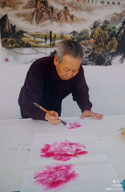 书画家到任丘书画创作基地挥毫泼墨
