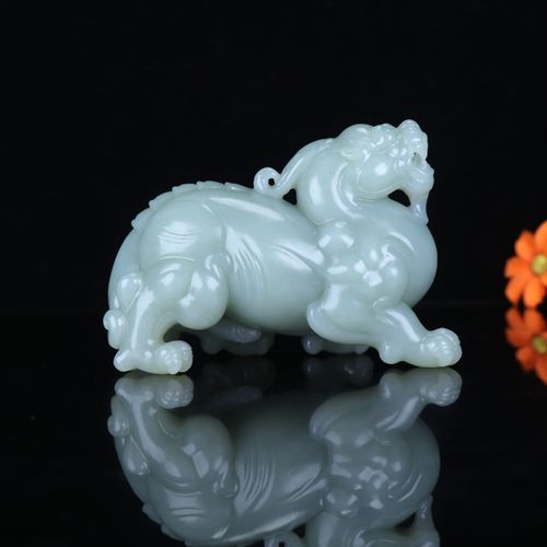 新疆天然和田玉【招财貔貅】精品和田玉貔貅摆件