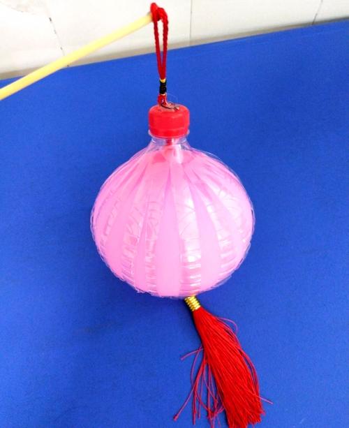 龙福幼儿园,巧手做灯笼,传递中秋情