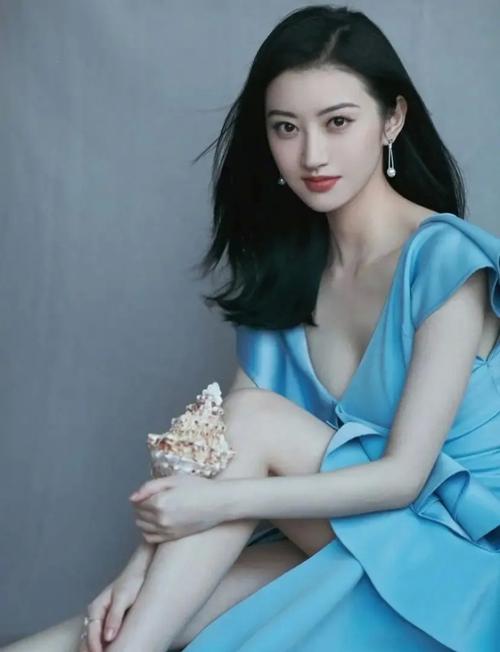 16岁被北京舞蹈学院开除16岁的景甜到底经历了什么