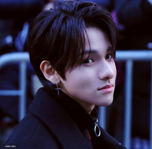 金samuel分享171213samuel近期活动饭拍欣赏你是人间四月天