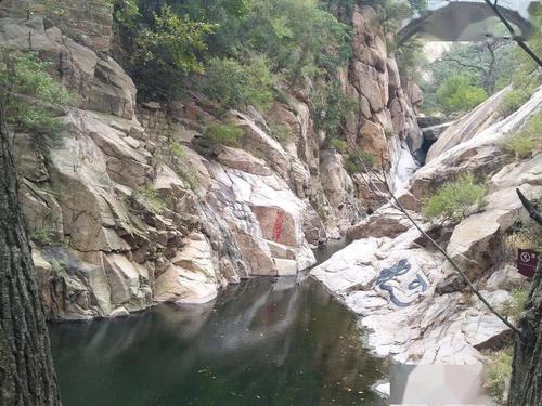 导游实拍莱芜九龙大峡谷