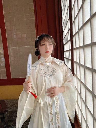 端午横店游—50以内租汉服 发饰 扇子_端午_休闲玩乐