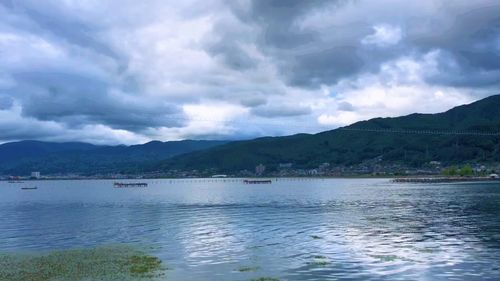 《你的名字》系守湖的取景地-诹访湖.