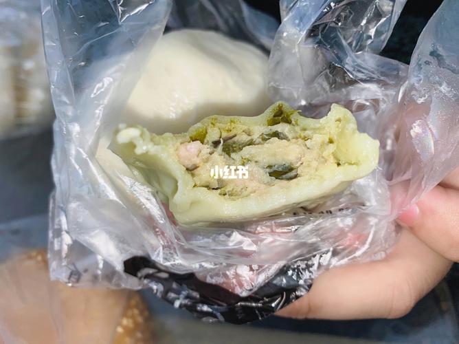 面夫子蒸煎油炸类 粉丝蒸饺和韭菜蒸饺都不错 烧麦有点干我不是很爱
