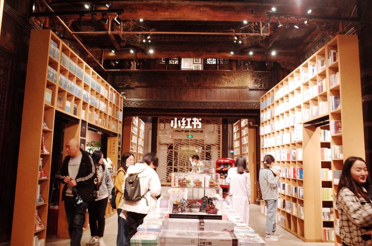 书店-南京老门东先锋书店_书店_传记_景点_老门东先锋书店_書店_出行