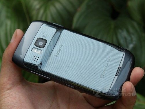 td直板全键盘 诺基亚702t价格暂时稳定中