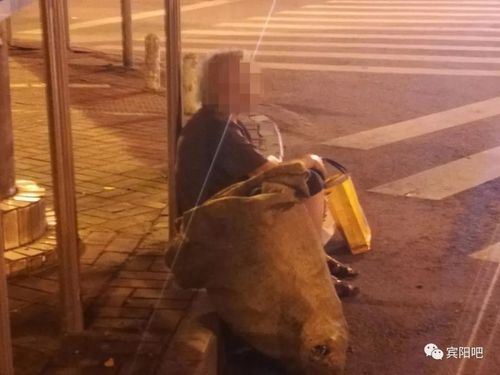 有的是闲不住,有的出于无奈