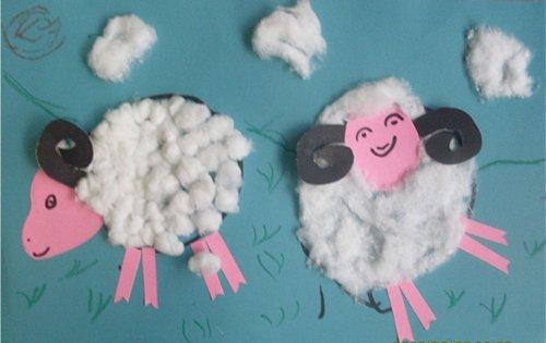 可爱的小绵羊棉花粘贴画