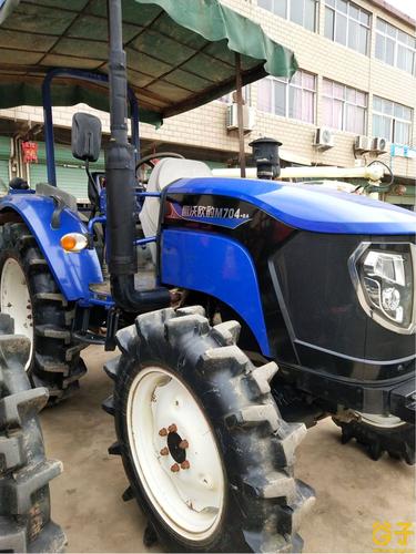 雷沃欧豹m704-ba拖拉机