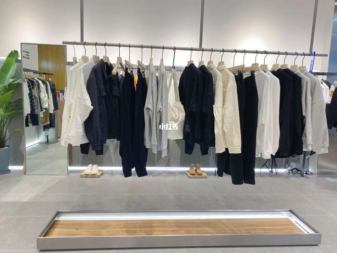 新店陈列/男装_男装_服装实体店_潮流_好物推荐_服装