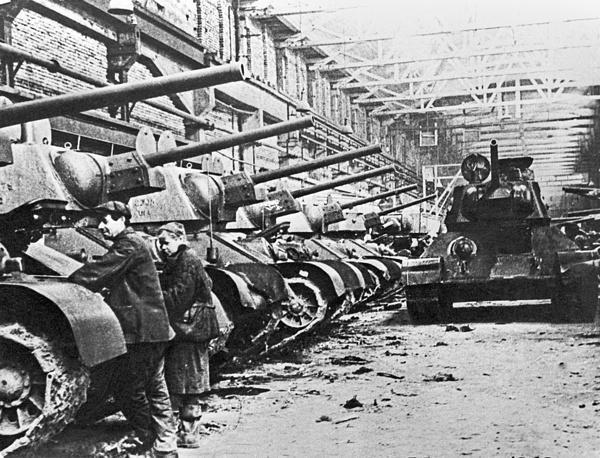 苏联t34坦克二战中战胜德国的传奇重型武器