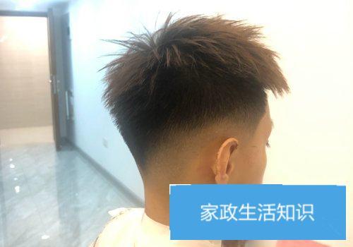 男孩子怎么学习自己剪头发 男生发型理法挑简易的入门