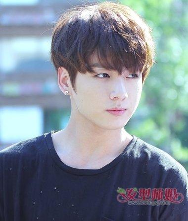 脸型微胖偏长的男生适合什么发型 2017年胖圆脸男生流行发型