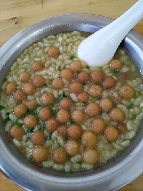 2021恭城油茶小吃美食餐厅,在附近看到很多油茶小店,终.