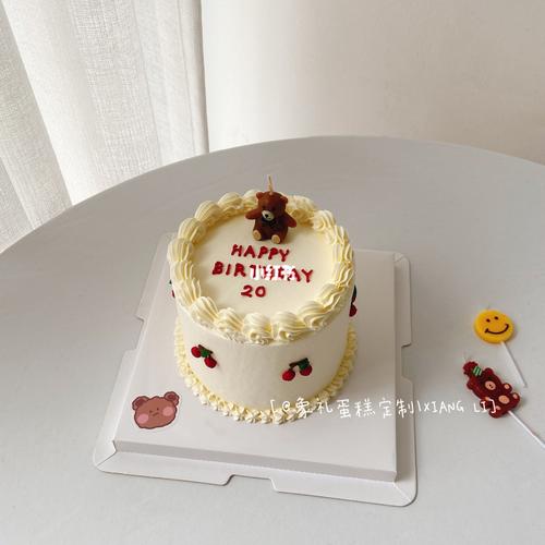 4寸简约周年纪念日蛋糕_蛋糕_简约风_纪念日_福州大学