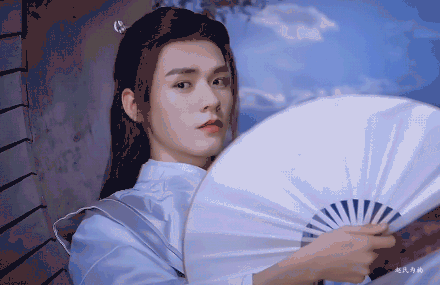 龚俊眼睛特写合集,不同状态下的眼神杀,你最pick哪一种眼神!