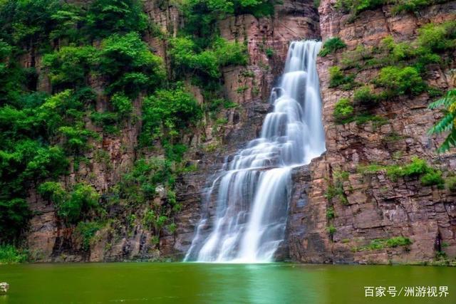 龙潭大峡谷;另一个是 平顶山市鲁山县尧山镇上坪村的 诗景龙潭峡景区