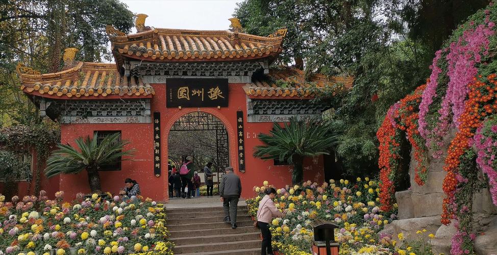 2020年11月9日至11日游江油佛爷洞,绵阳富乐山公园,圣水寺,罗汉寺.