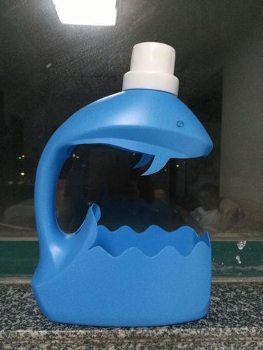 爱手工—洗衣液瓶子的废物利用