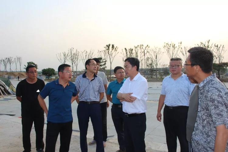 (副市长王加利调度高铁北站配套建设)