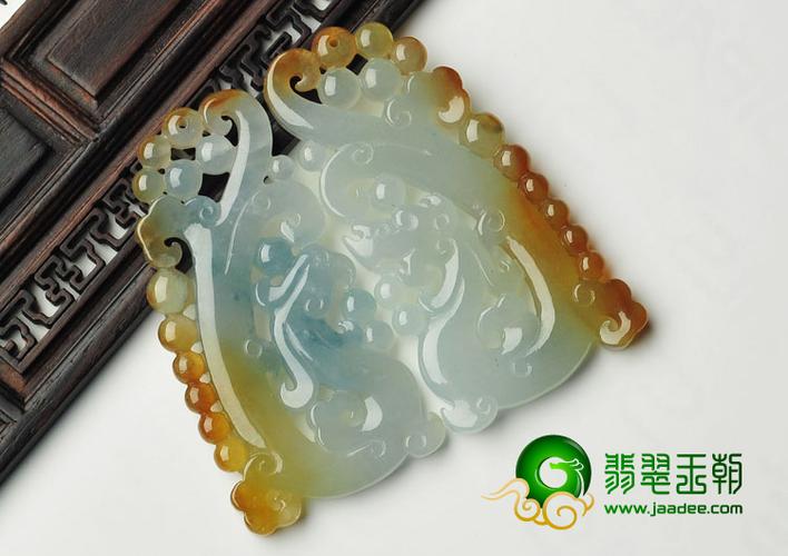 冰种黄翡缅甸翡翠a货仿古龙凤牌挂件(一对)