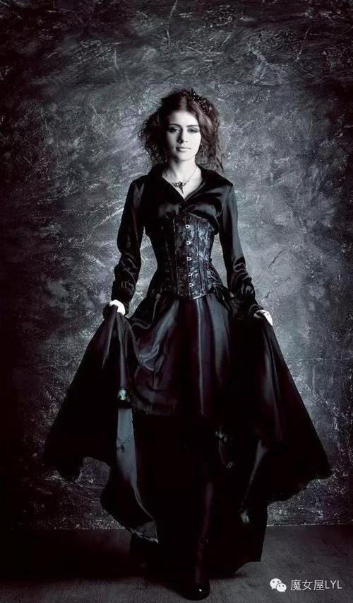 摩登哥特黑 modern goth style——优雅的街头时尚