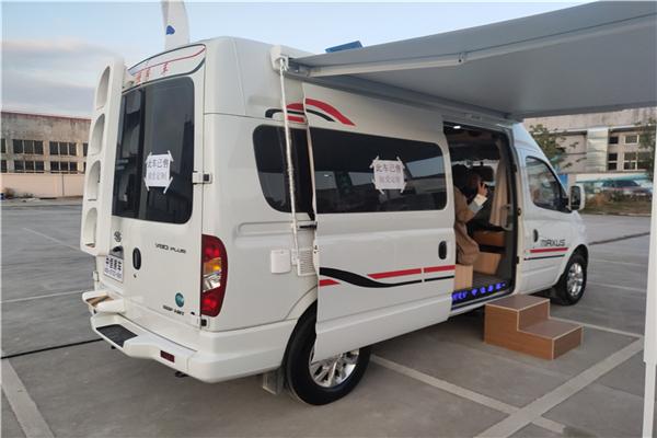 多宝国六上汽大通b型房车厂家造价