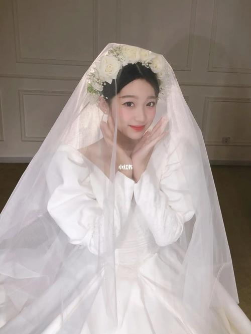 缎面白纱,韩式造型 阜阳新娘跟妆_婚纱礼服_化妆师_新娘跟妆_万达广场