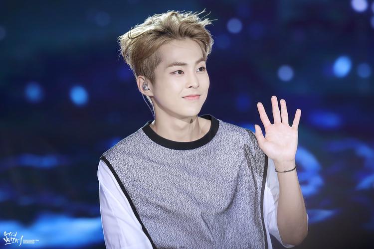 金珉锡xiumin
