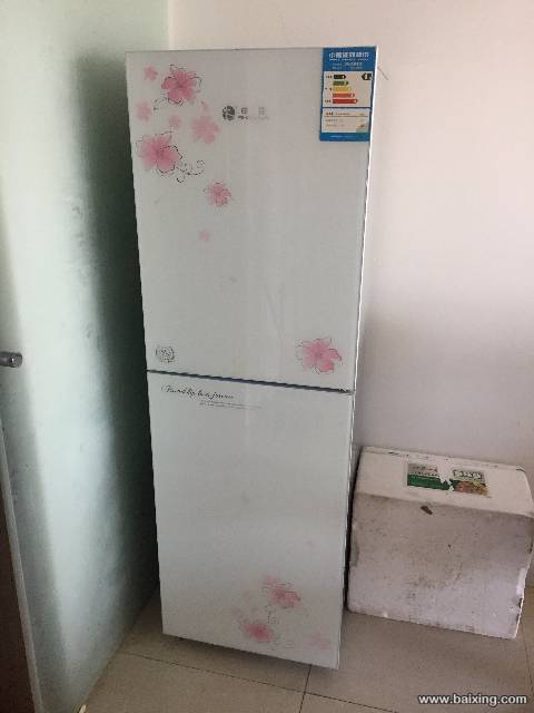 二手申花冰箱8成新便宜转让