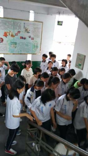 三元区岩前中学开展消防应急逃生疏散演练