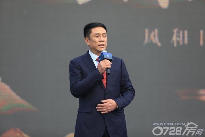 (湖北天韵置业有限公司董事长廖启元先生)