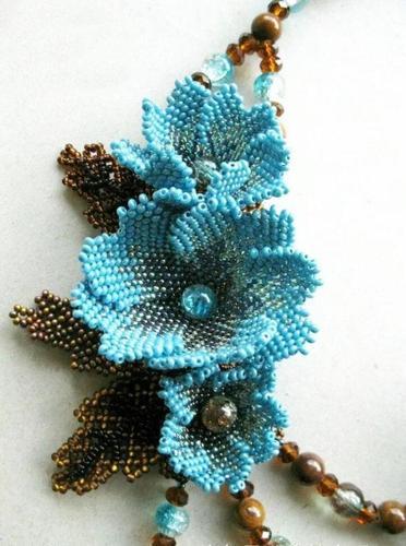 手工编织教程小小不经意的米珠大大焦点式的精彩附手镯教程