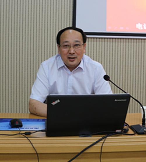 河南工程学院副校长王永恒 《高校干部的意识形态工作职责定位及必备