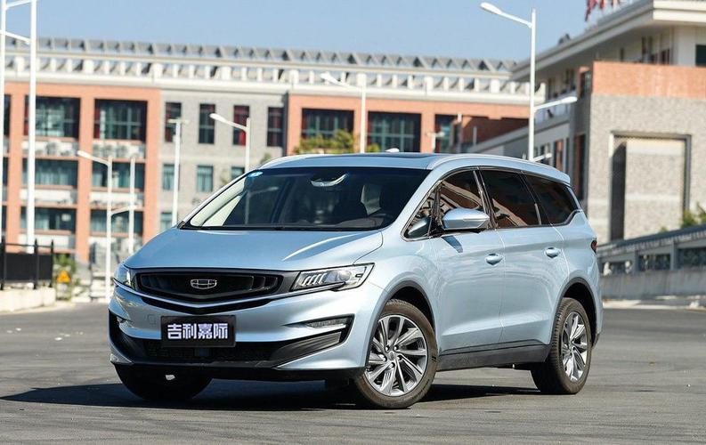 6座的五菱凯捷和吉利嘉际,谁更适合家用?乘坐体验差距