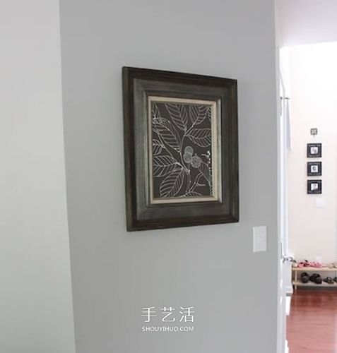 再装裱到画框里就可以啦,小伙伴们来试试吧~~~ 工具材料:画框,硬纸板