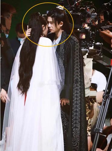 美人鱼的形象你以为是热巴吗?不,是任嘉伦!