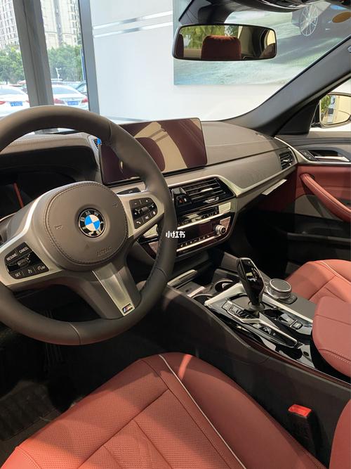 bmw 535le 碳黑色77红色内饰 混动_宝马怎么样_汽车