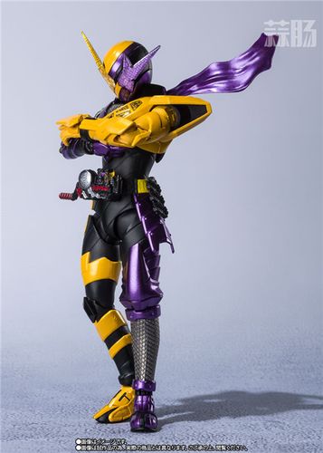 万代推出shf《假面骑士build》假面骑士build忍忍漫画形态