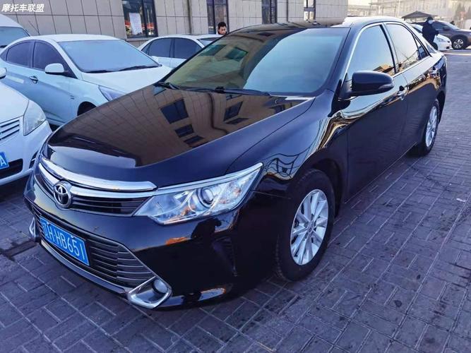 16年5月份上牌丰田凯美瑞20本市一手车机器实表6万公里